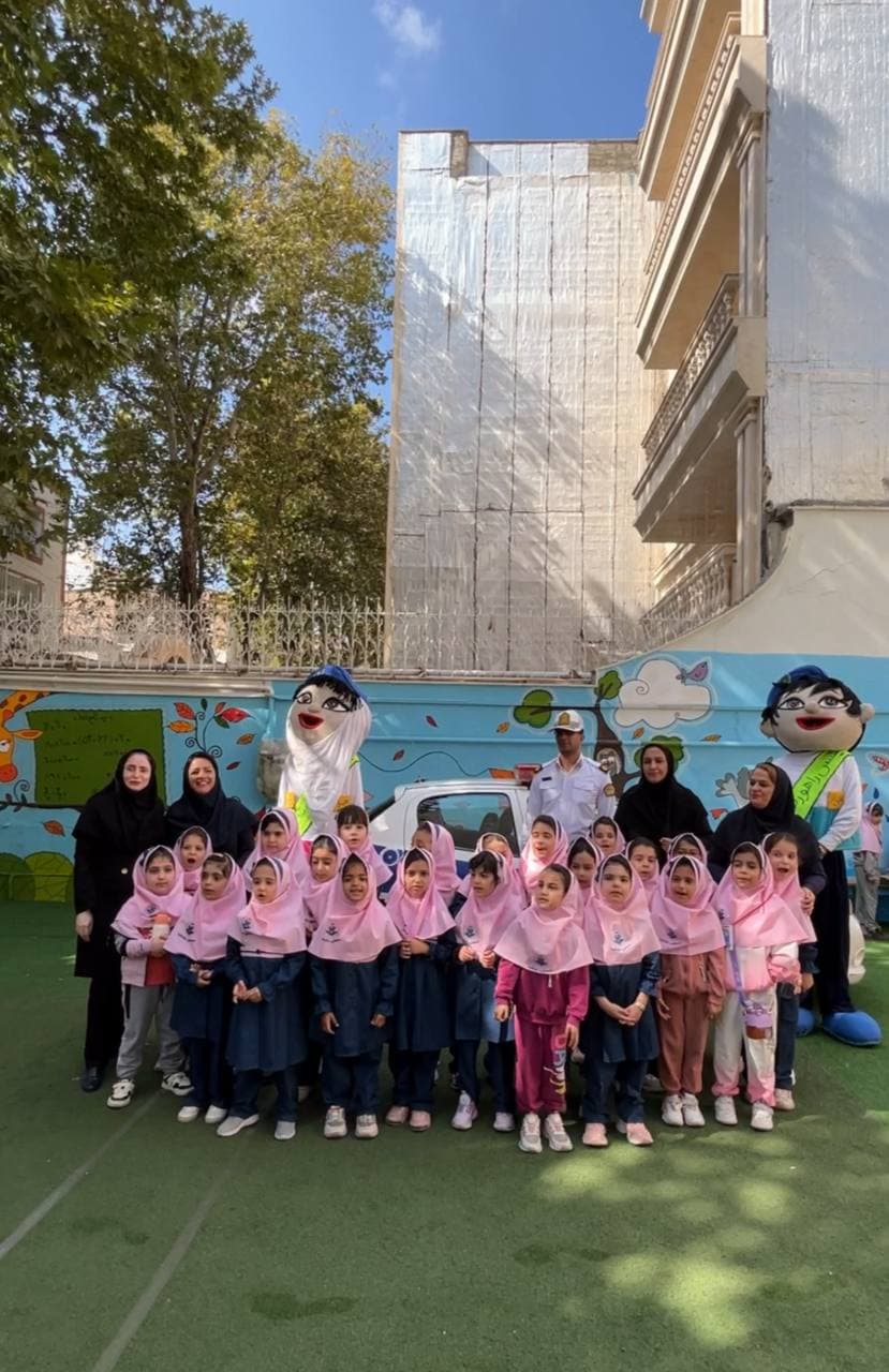 پیش دبستان و دبستان غیردولتی دخترانه هوشمند جهان دانش - گرگان