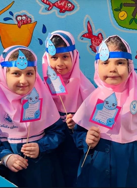 پیش دبستان و دبستان غیردولتی دخترانه هوشمند جهان دانش - گرگان